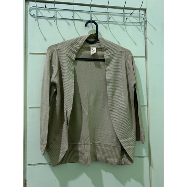 SODA GIRL cardi cardigan knit rajut halus