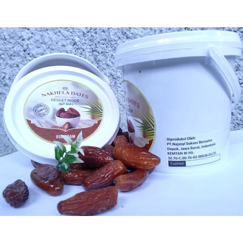 

Deglet noor non tangkai kemasan ember nakhela