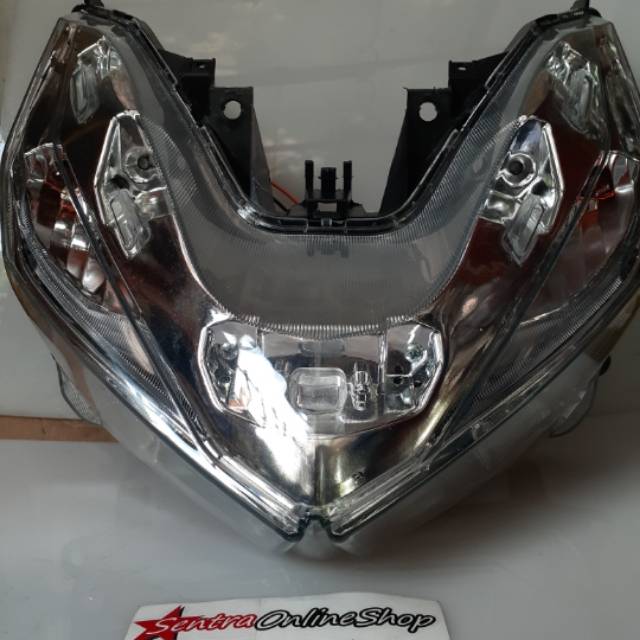 reflektor lampu depan assy vario 150