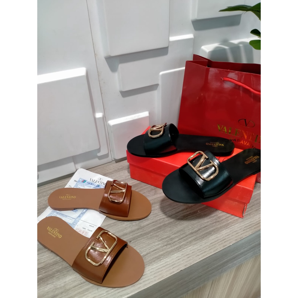 Sandal wanita VA 11