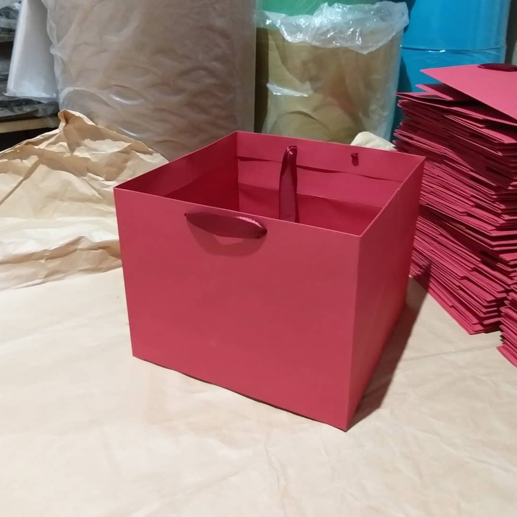 

Paperbag merah polos buffalo 25×25×20
