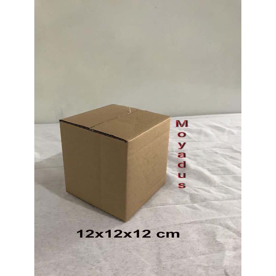 

kardus uk. 12x12x12 cm ....karton.(Box Tps)
