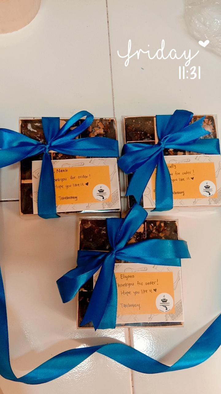 Kotak Sekat Coklat 9 - Box Coklat Sekat 9 - Ready Gold