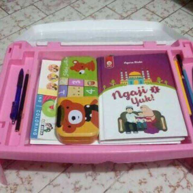 LAP DESK / MEJA LIPAT / MEJA ANAK / MEJA BELAJAR / MEJA PLASTIK / MEJA KARAKTER / MEJA NAPOLLY