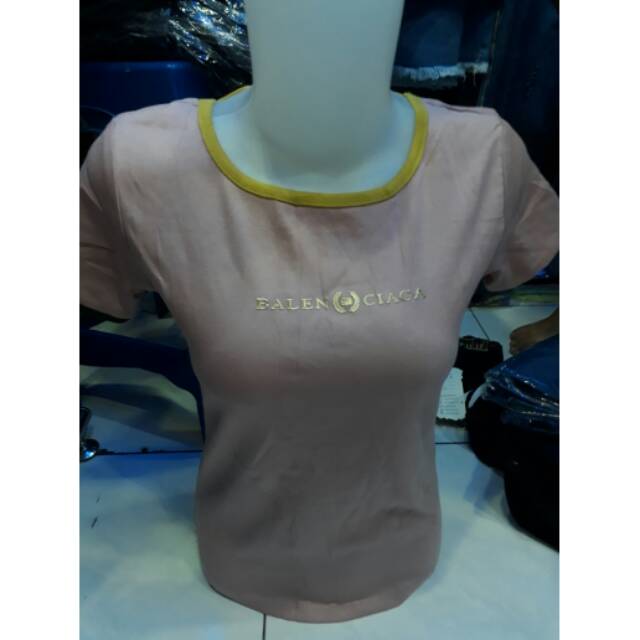 Atasan seksi rajut balenciaga