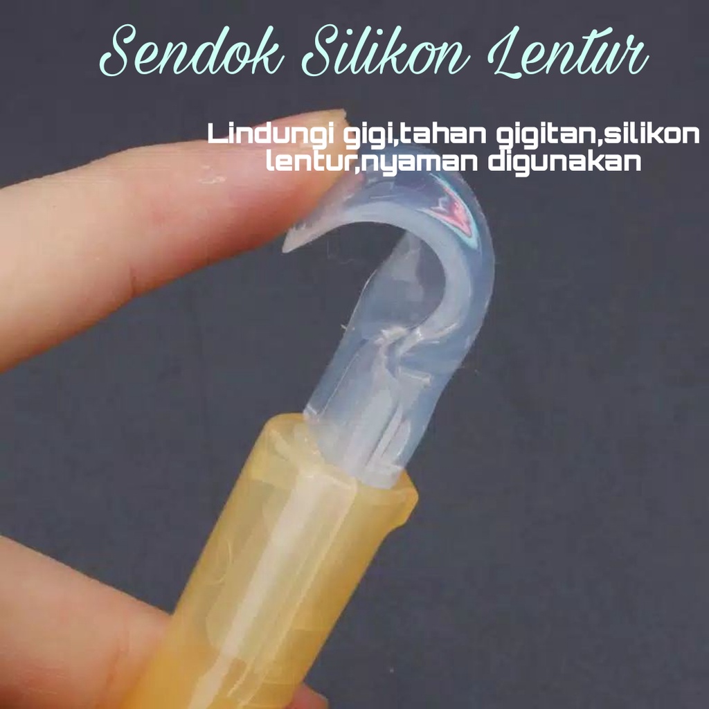 Sendok Makan Bayi Bahan Silikon Food Grade / Alat Makan Bayi Lembut Lentur