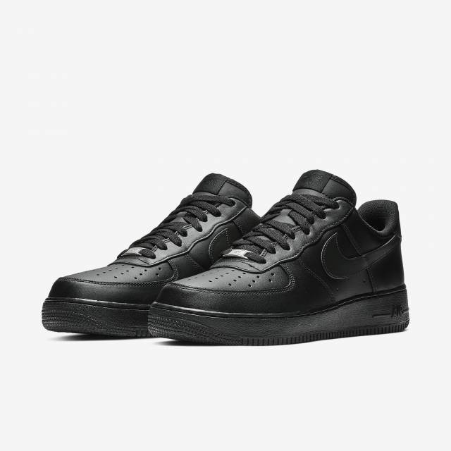 NIKE AIR FORCE 1'07 TRIPLE BLACK