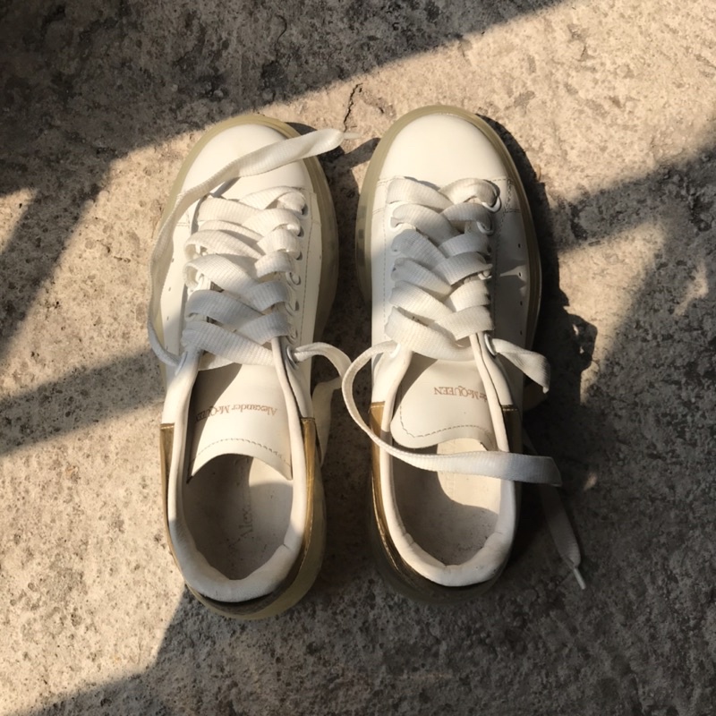 preloved alexander mcqueen white gold sneakers very high quality