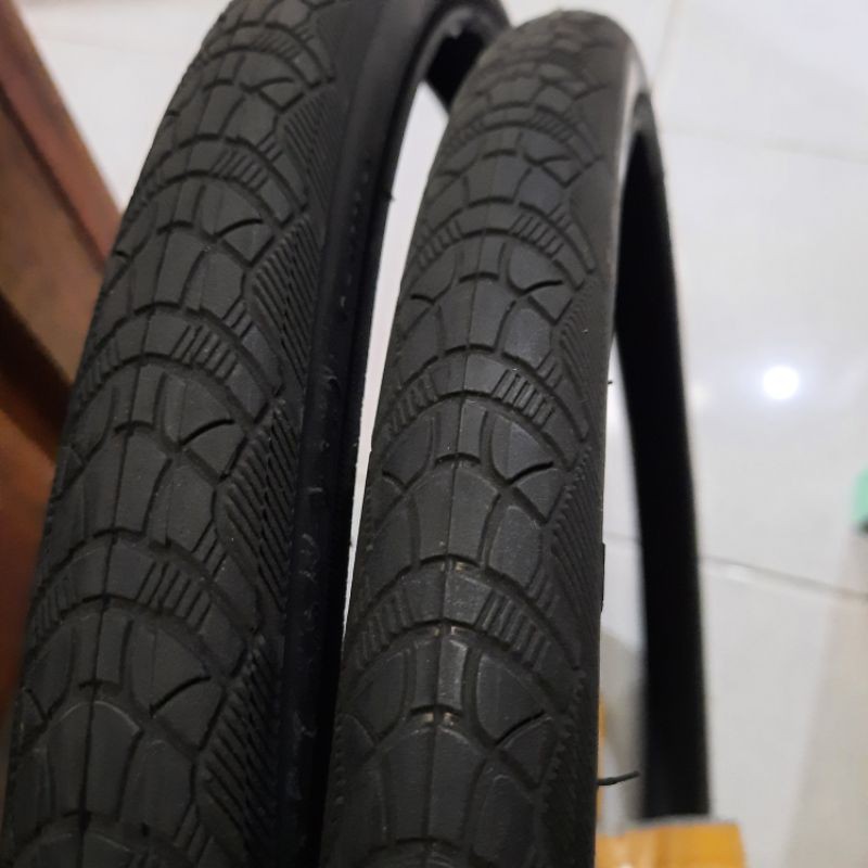 Ban Luar Sepeda Lipat 20x13/8 CST ZEPPELIN