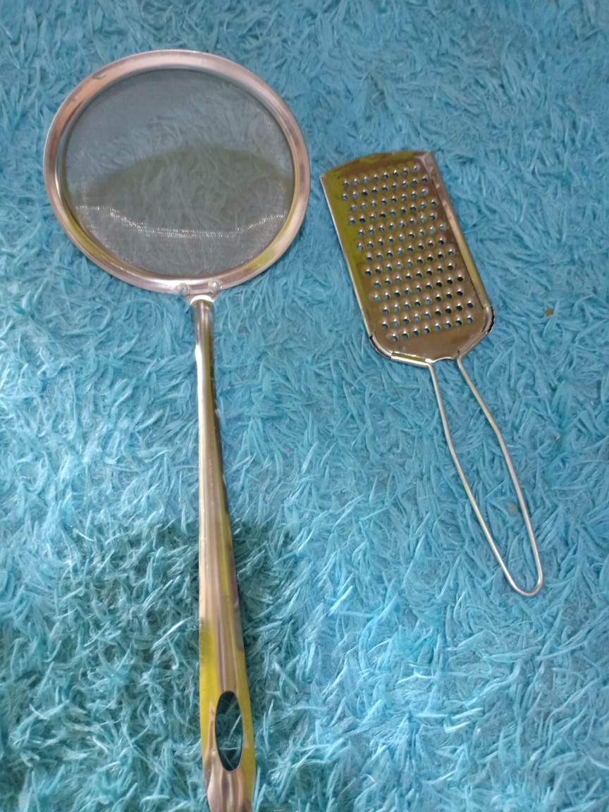 Parutan Keju Stainless