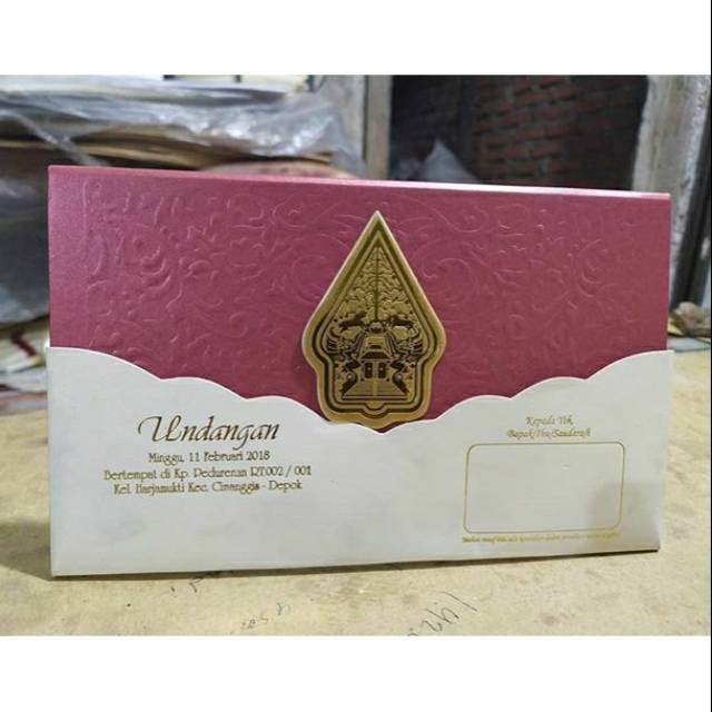 Undangan pernikahan (harga untuk 500 pcs)