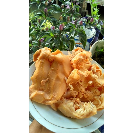 

mandai tiwadak / asinan kulit cimpedak