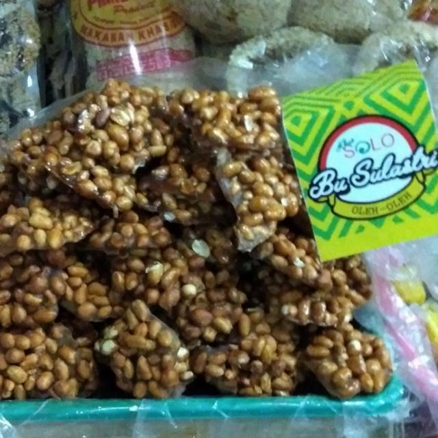 

AMPYANG JAHE KHAS SOLO 500 GRAM ( 1/2 kg )