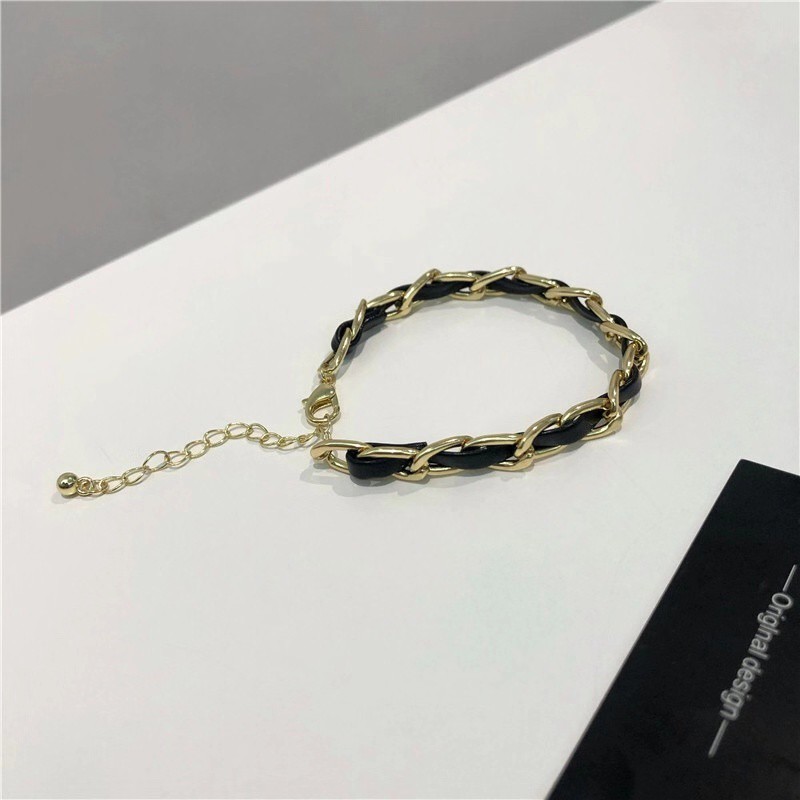 Gelang Kulit Kepang Desain Chanel Gaya Retro Untuk Wanita