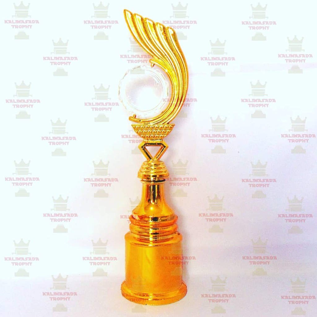 PIALA // TROPHY GOLD // AKRILIK