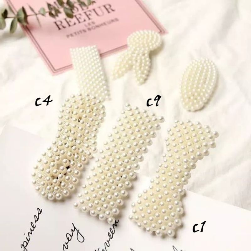 Jepit Rambut Elegan Aksen Mutiara Hairclip Hairpin Dengan Motif