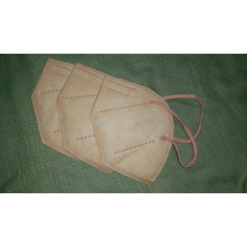 MASKER KN95 WEMASK ISI 10 LEMBAR