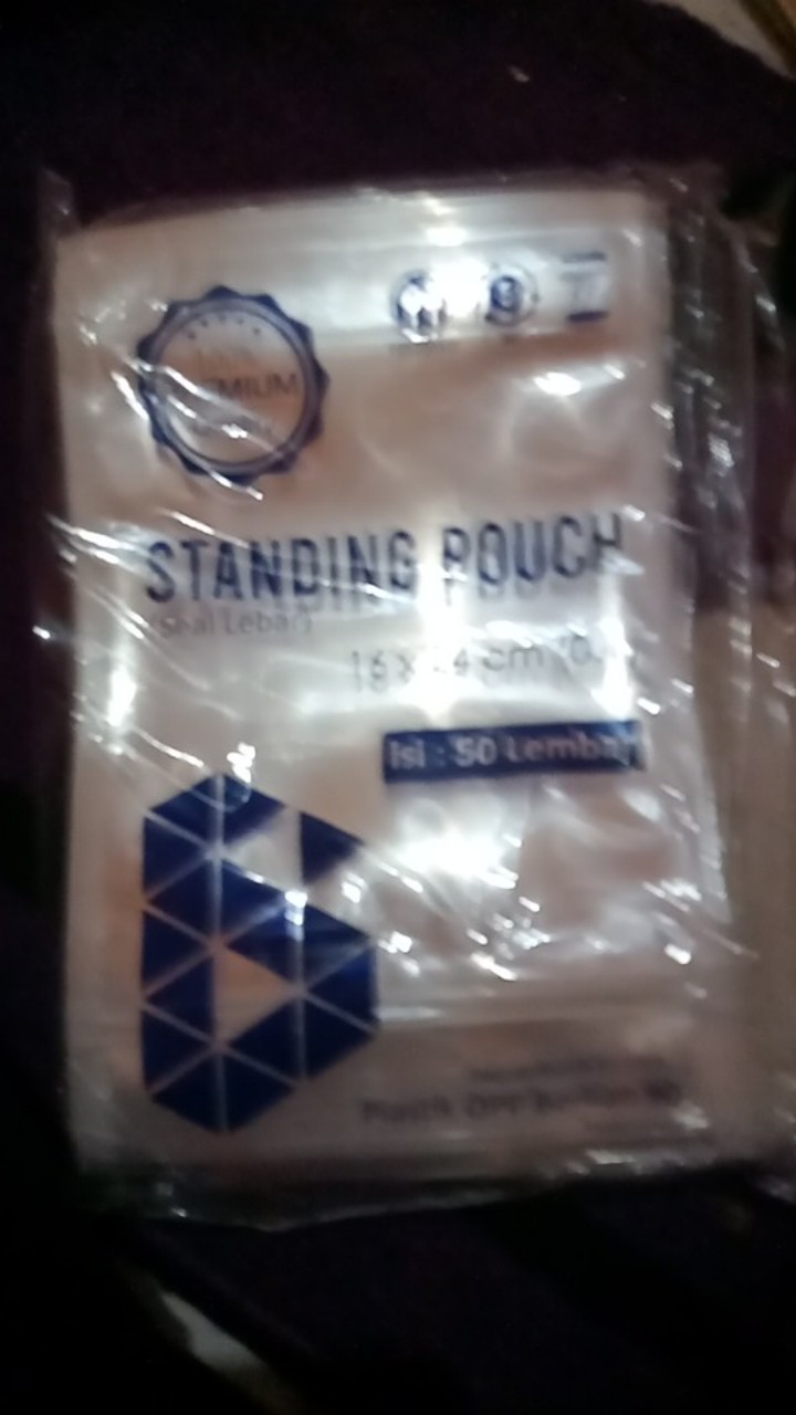 Plastik Standing Pouch / Plastik Makanan Kemasan Berdiri 14x22 Cm