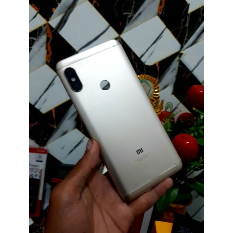 backdoor Redmi note 5 pro original