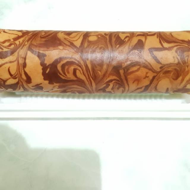 

Bolu gulung marmer