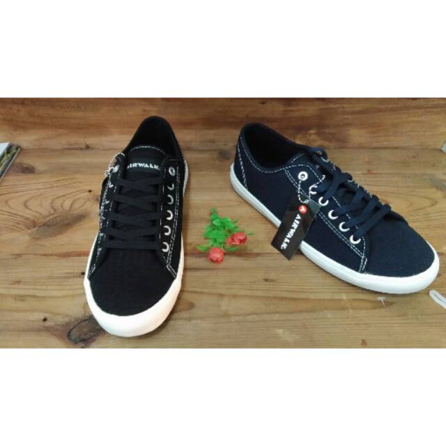 Sepatu pria Airwalk navy/hitam