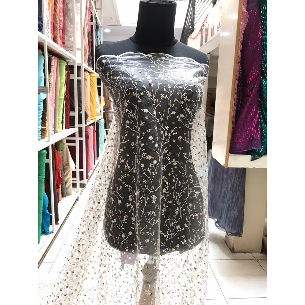 Brokat Tulle Akar Putih Payet Gold / Kain Brukat Kebaya Meteran