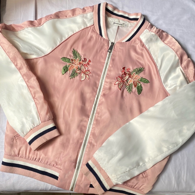 sukajan stradivarius bordir bunga baby pink peach original jacket preloved