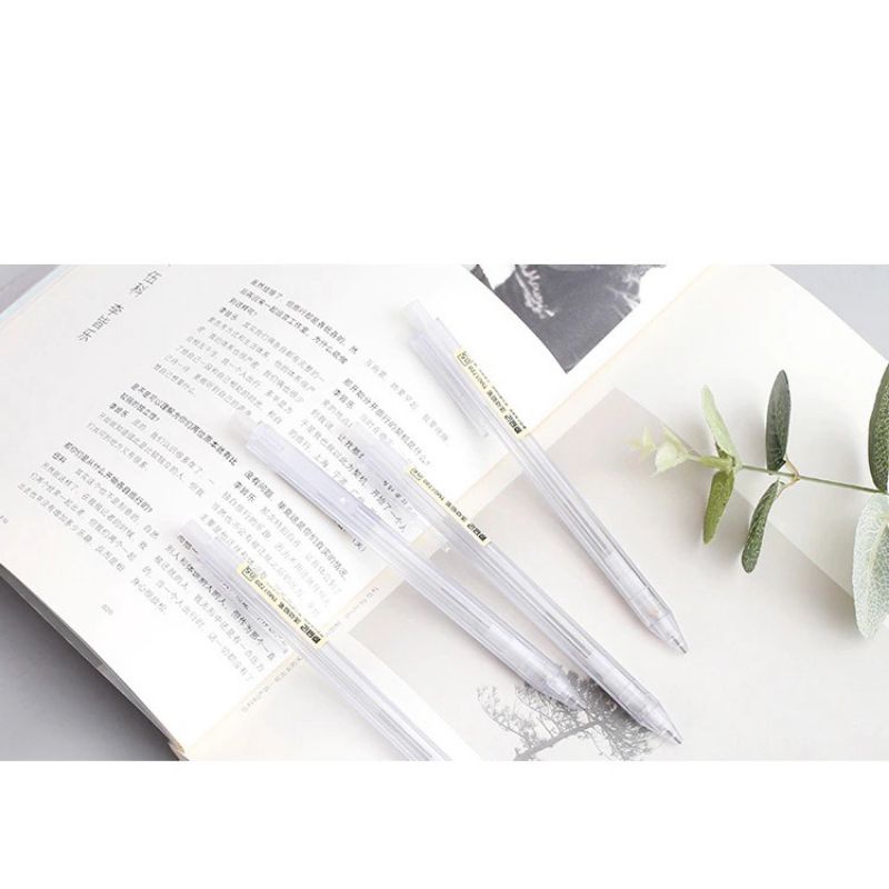 

Pensil Mekanik Transparan Muji 0.7mm