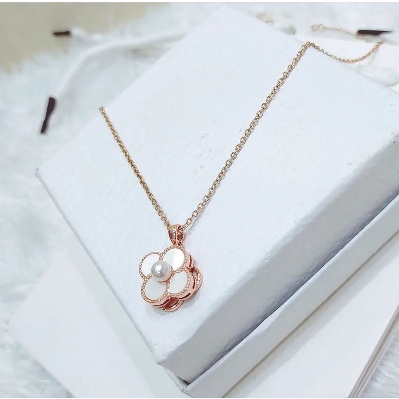 KALUNG WANITA TITANIUM BUNGA PUTIH MIX MUTIARA / KALUNG TITANIUM ROSE MUTIARA KOREA STYLE / KALUNG I