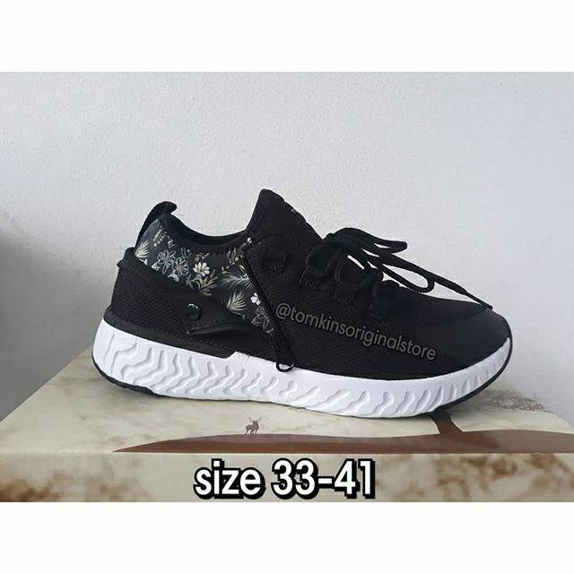 SEPATU SPORT WANITA TOMKINS LLORONA GREEN - Sepatu Olahraga - Sepatu Sneakers - Sepatu Lari - Sepatu