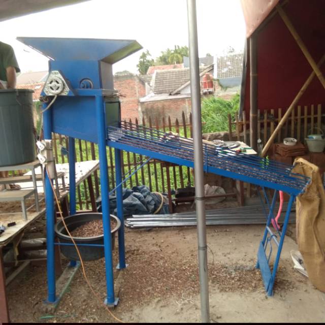 Mesin Poles Biji Pinang