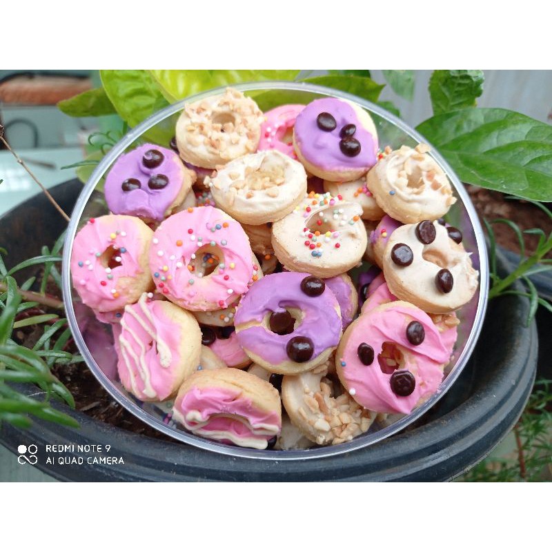 

DONAT COOKIES KUE KERING TOPLES YANG ENAK BANGET HARGA MURAH TERJANGKAU
