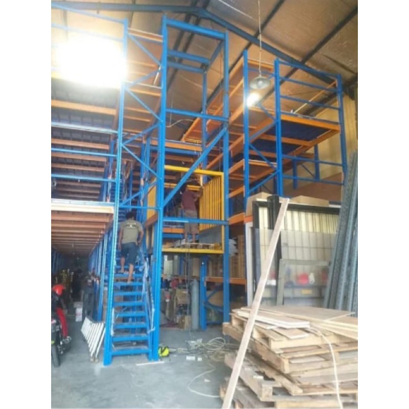 Lift Barang / Lift Material / Cargo Hoist