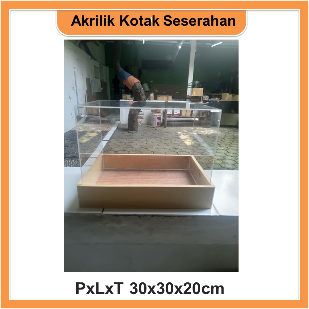 

Kotak Seserahan Akrilik PxLxT 30x30x20cm