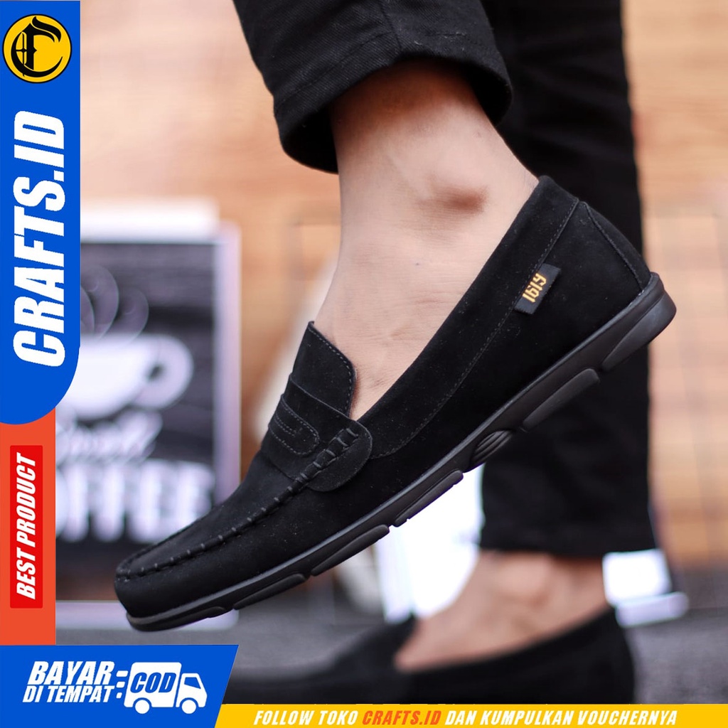 CRAFTS Sayouri - Sepatu Slip On Pria Casual