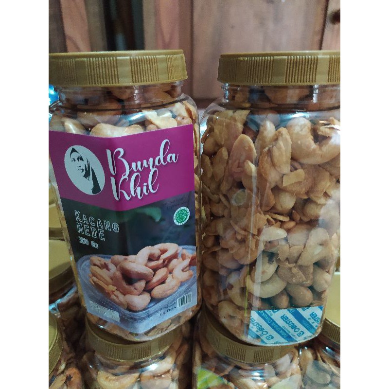 

kacang mede super enak 350gr