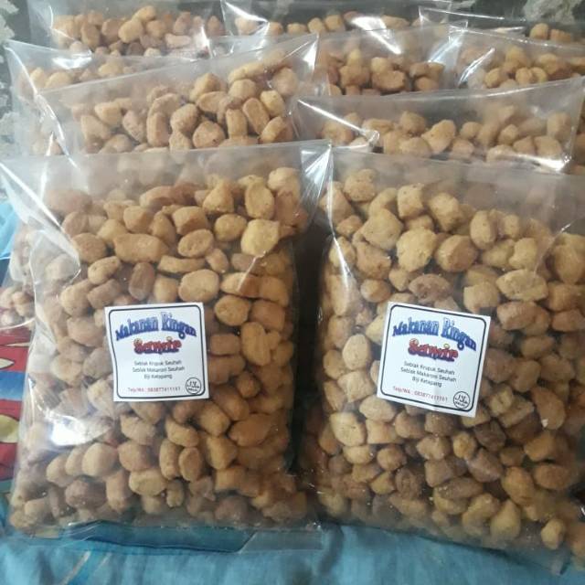 

Kue biji ketapang 500gram