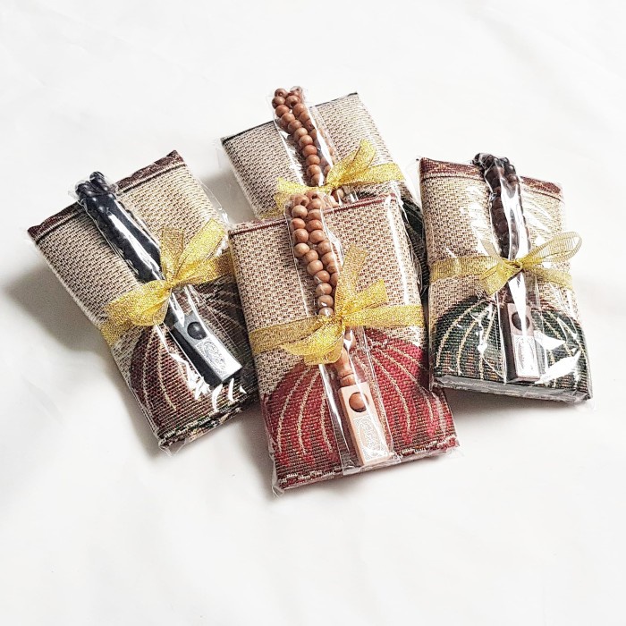 

Parcel Sajadah Turkey Tasbih Gift Souvenir Tahlilan Parsel Sejadah Turki Jumbo Free Tasbih Kayu