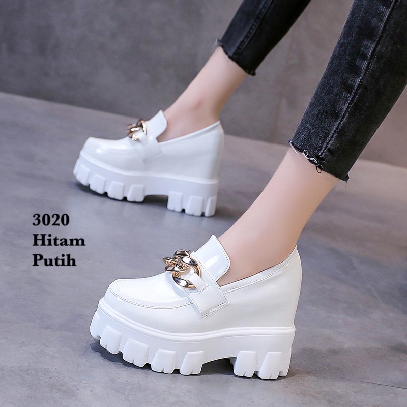 SEPATU WANITA  FASHION KOREA 3020