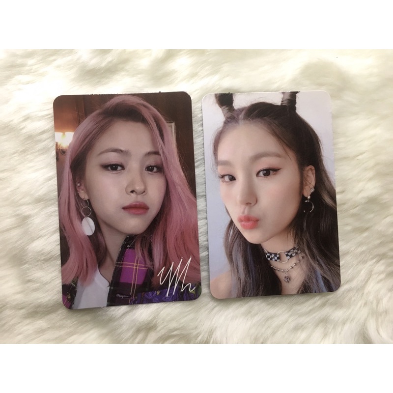 ITZY PHOTOCARD ICY | RYUJIN PC ICY | YEJI POUT PC ICY