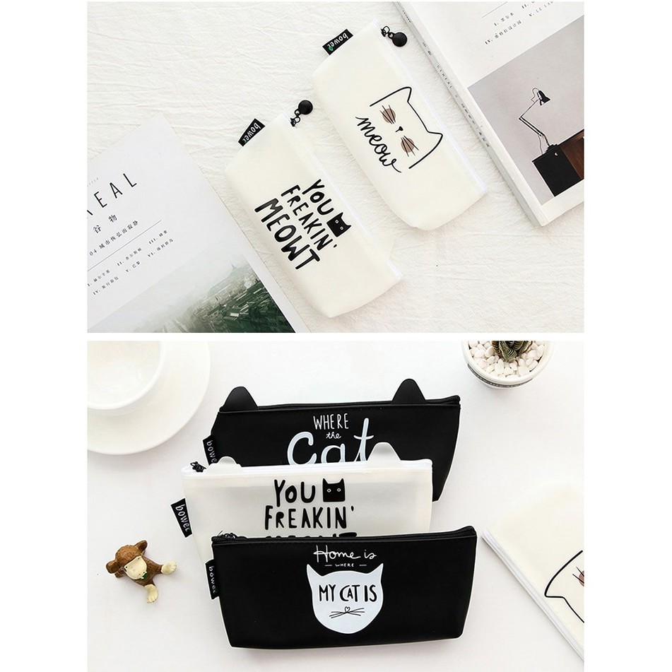 

PC0027 Tempat Kosmetik / Tempat Pensil Black and White Cat / murah / terlaris