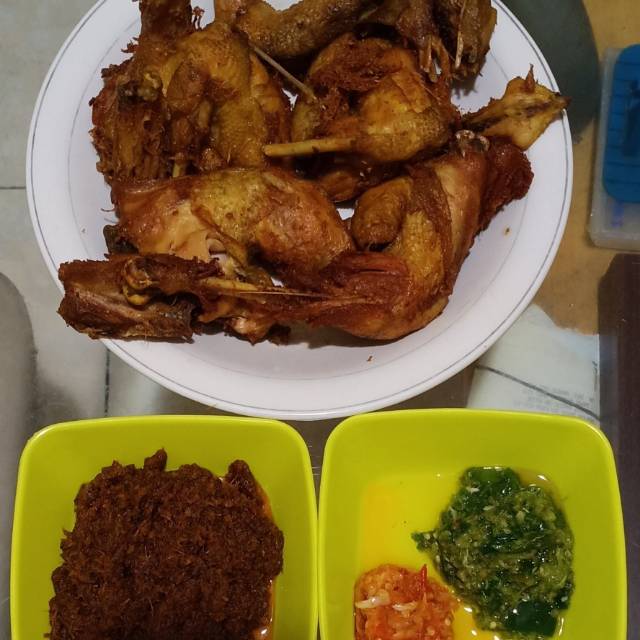 

Ayam goreng rempah tanpa Msg