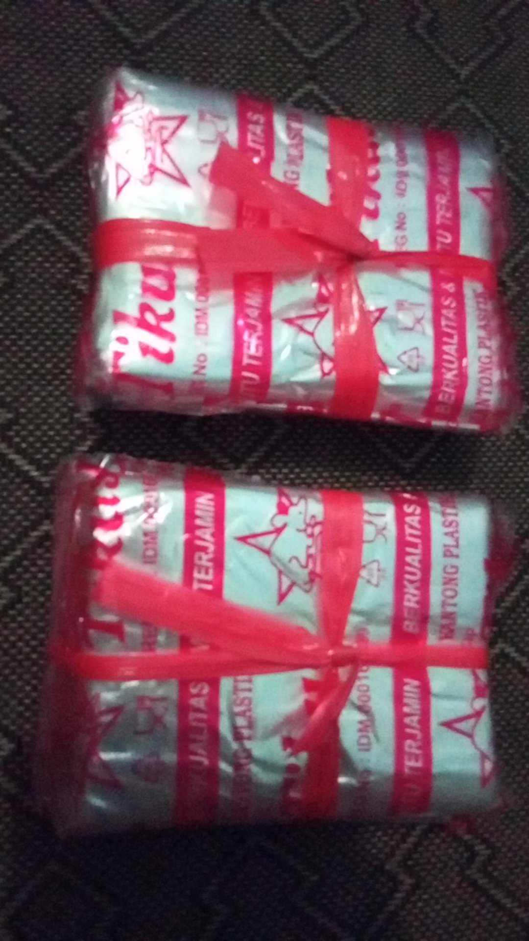 Plastik Tikus Uk. 1/4 Kg (1ikat Isi 5pcs)