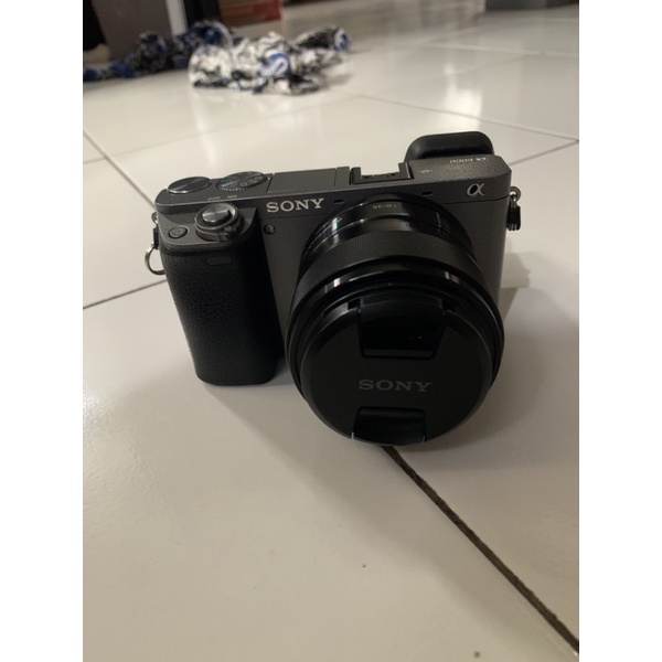 Mirrorless sony a6000 + lensa fix 35mm f1.8