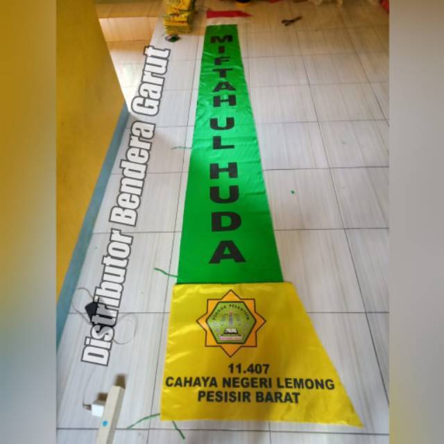Umbul umbul custom panjang 4 meter