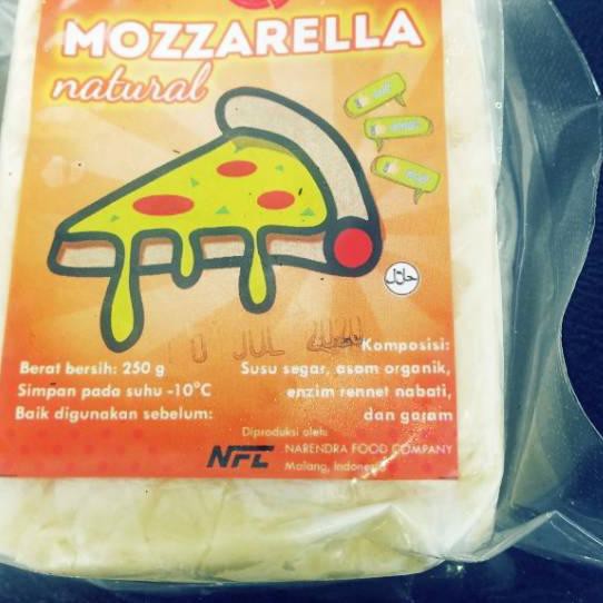 

(muh-764) Keju Mozzarella (Chizzu) Lokal Malang 250gram !.