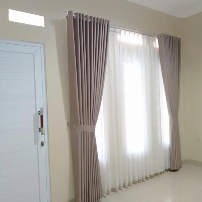 gorden blackout coklat susu L 200x250