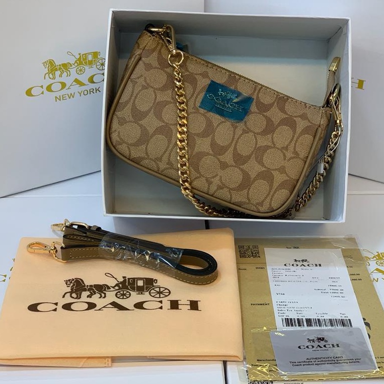 [FREE BOX] CO@CH TOP HANDLE POUCH IN SIGNATURE - COACH