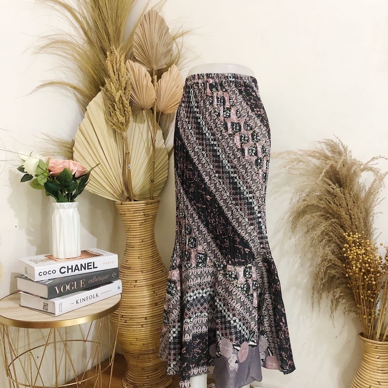 ROK BATIK DUYUNG PLISKET-Hana Rose Gold