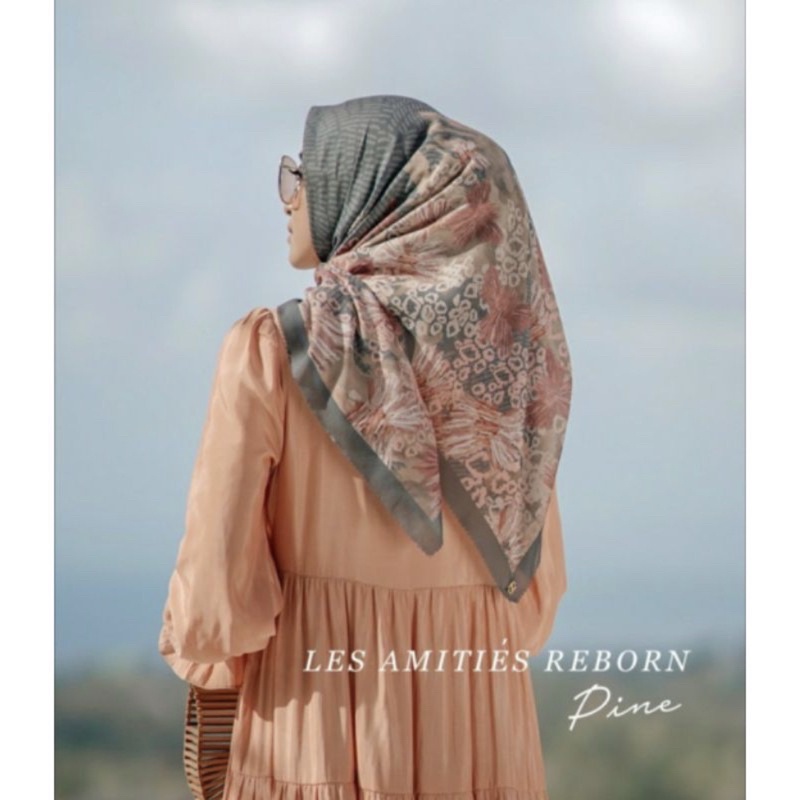 Les Amities Buttonscraves-Pine